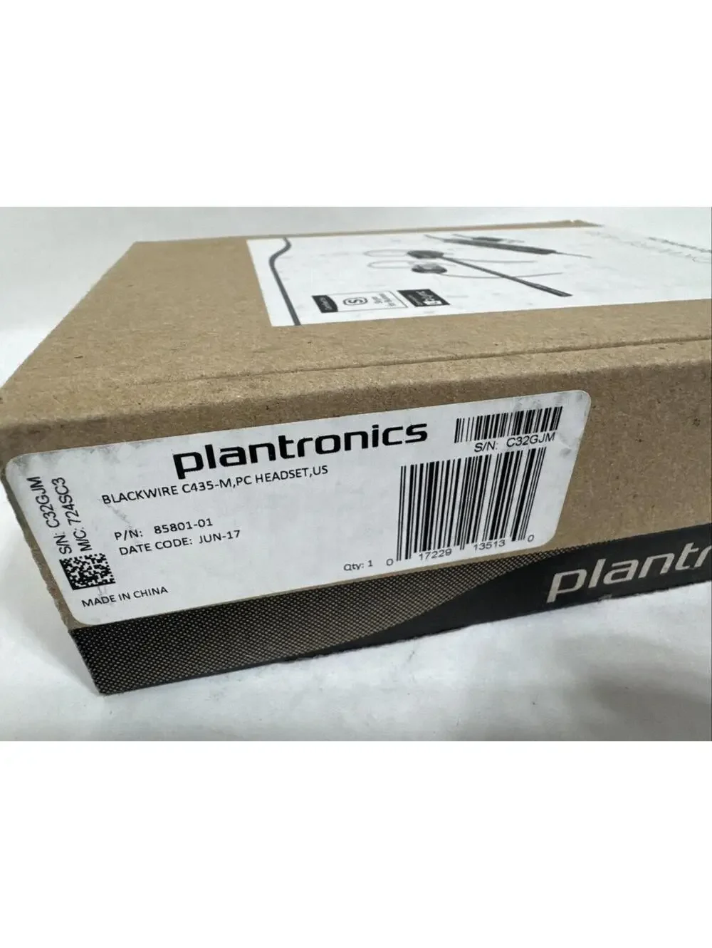 Plantronics Blackwire C435-M Stereo or Mono UC Headset W/ Carrying Case